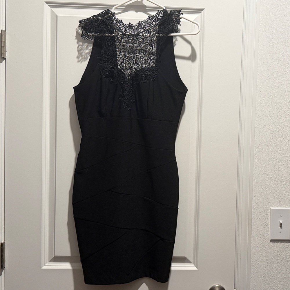 Elegant Black Lace Mini Dress
